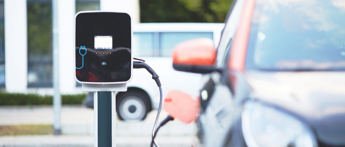 Vilja steðga sølu av bensin- og dieselbilum í 2035