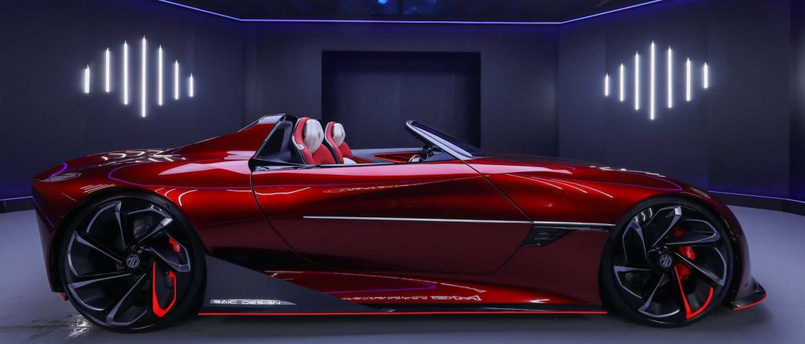 MG bjóðar Tesla Roadster av, við sínum Cyberster frumsniðsbili