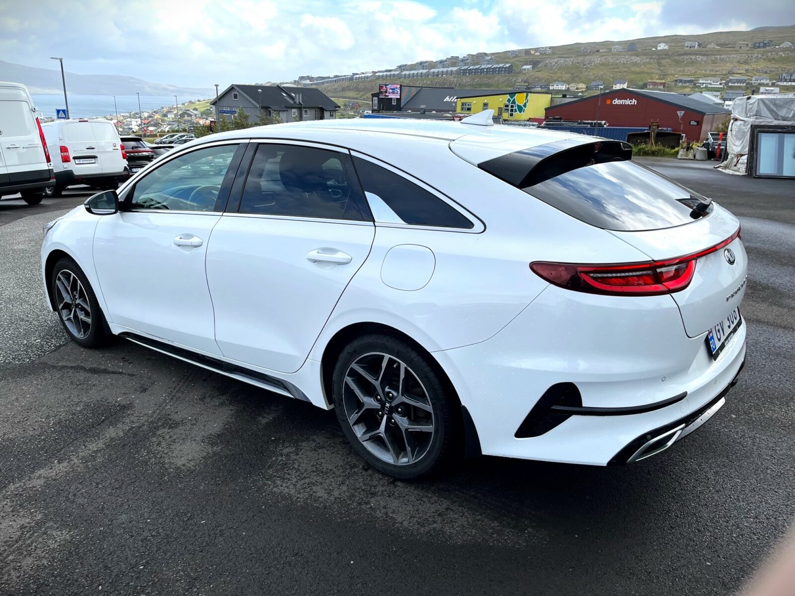 2019 KIA ProCeed Shooting Brake