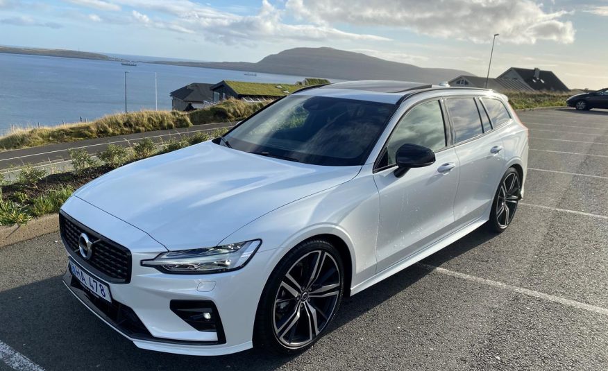 2020 Volvo V60 R-design mild Hybrid