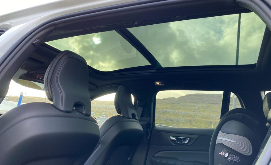 2020 Volvo V60 R-design mild Hybrid