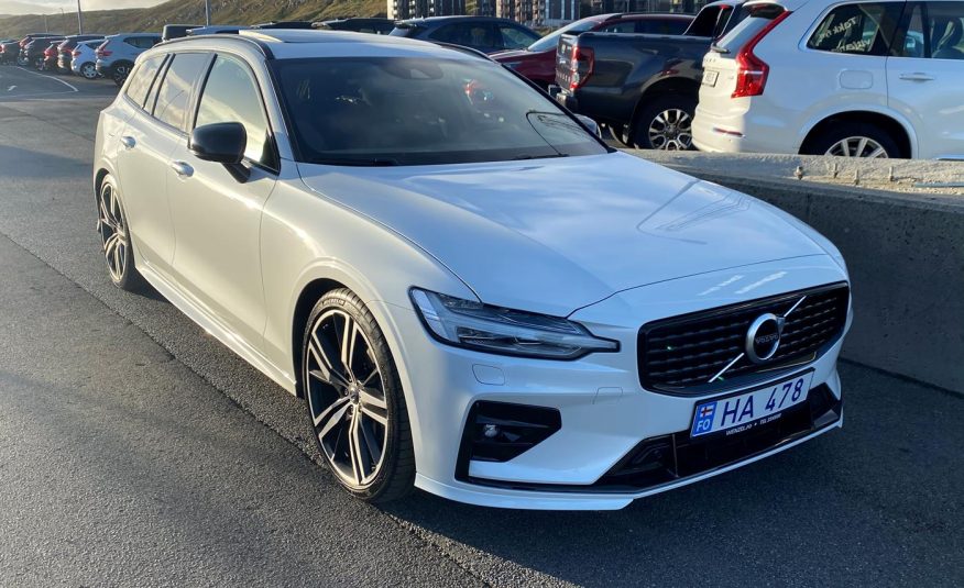 2020 Volvo V60 R-design mild Hybrid