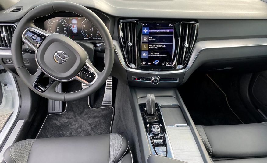 2020 Volvo V60 R-design mild Hybrid
