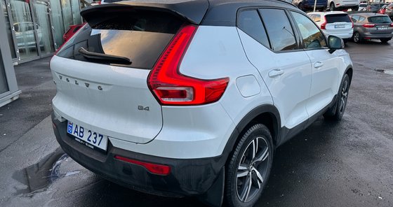 2022 Volvo XC40