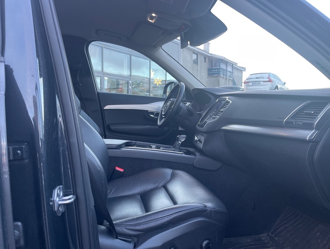2019 Volvo XC90