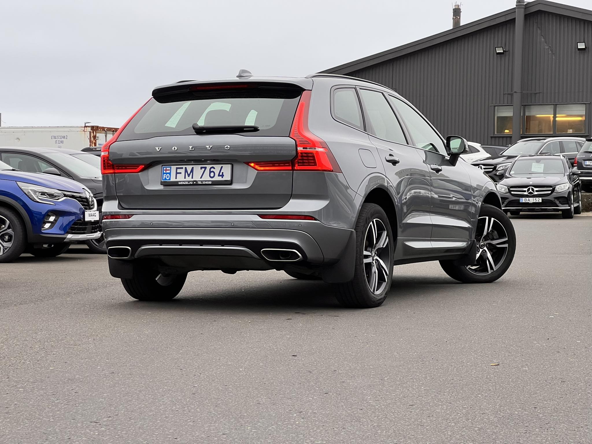 2021 Volvo XC60 AWD Recharge R-design