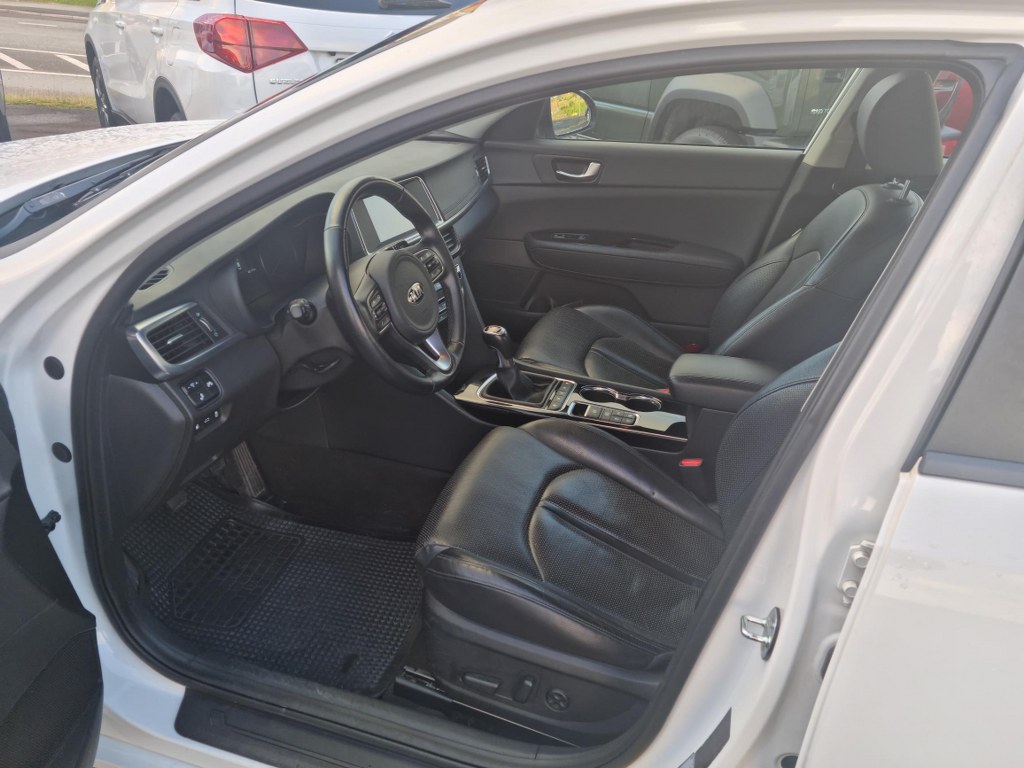 2018 KIA Optima 1.7
