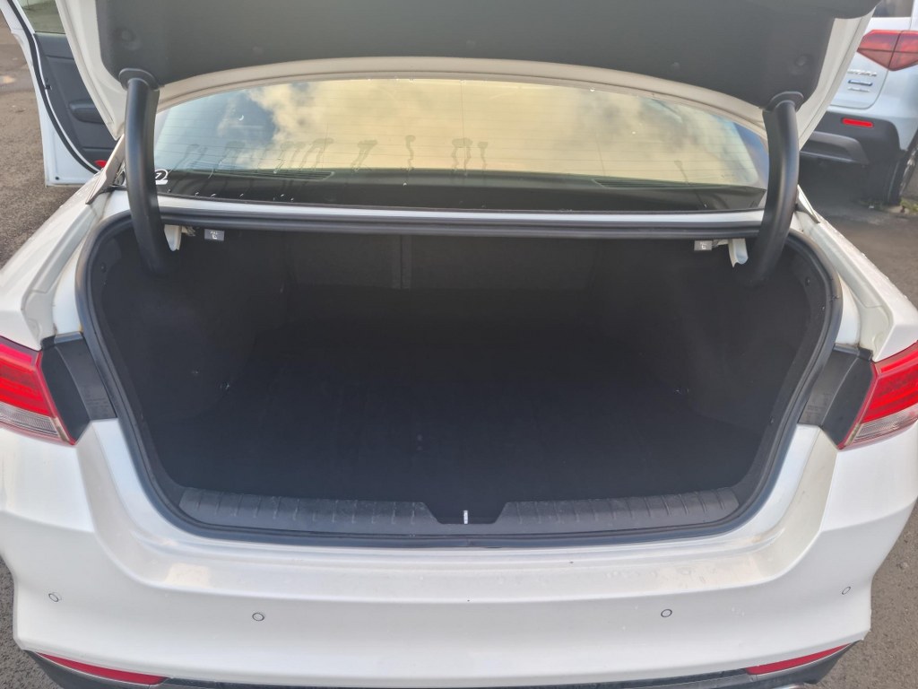 2018 KIA Optima 1.7