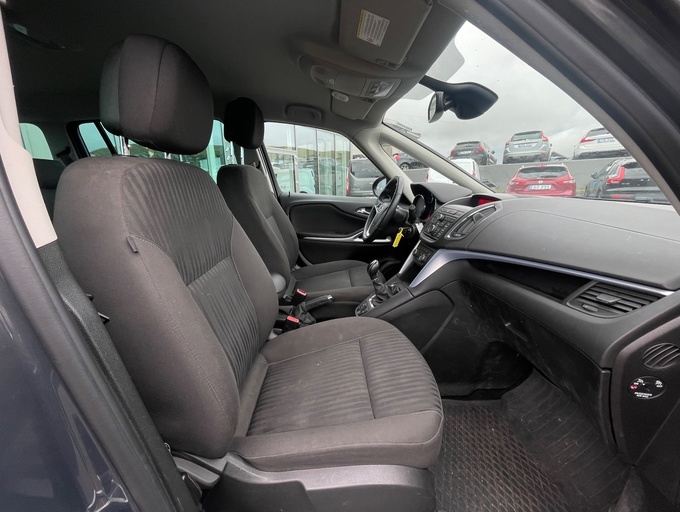 2015 Opel Zafira