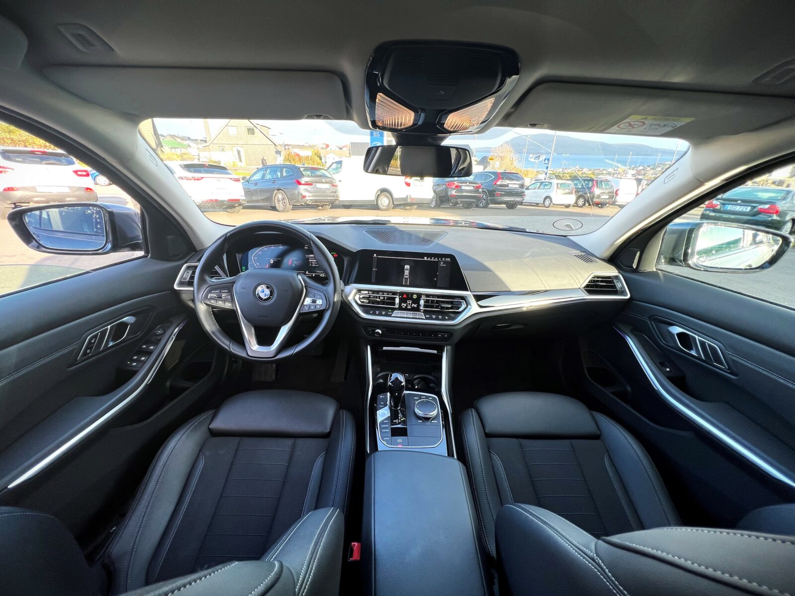 2021 BMW 320i