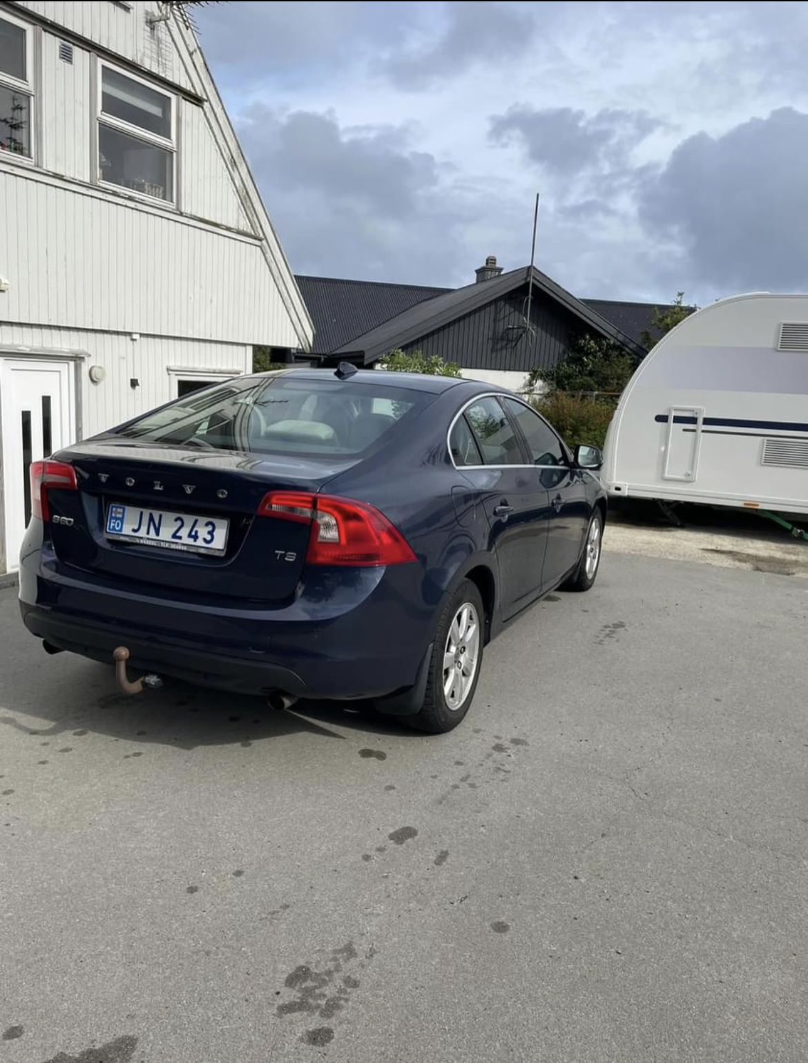 2011 Volvo S60 T3