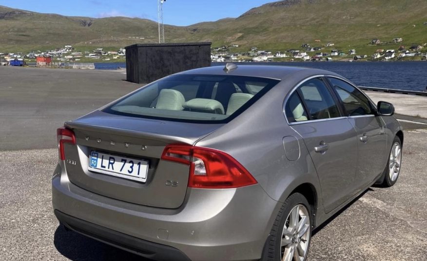 2010 Volvo S60 D3