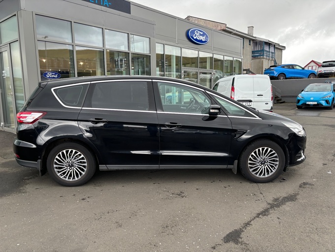 2019 Ford S-Max