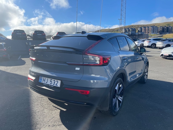 2023 Volvo C40