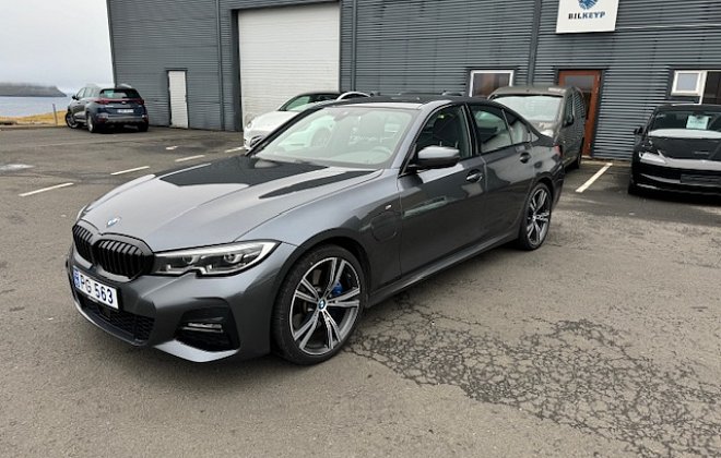 2020 BMW 330E