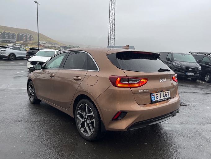 2023 KIA Ceed