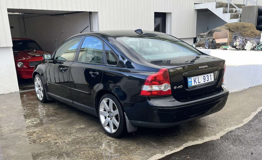 2005 Volvo S40