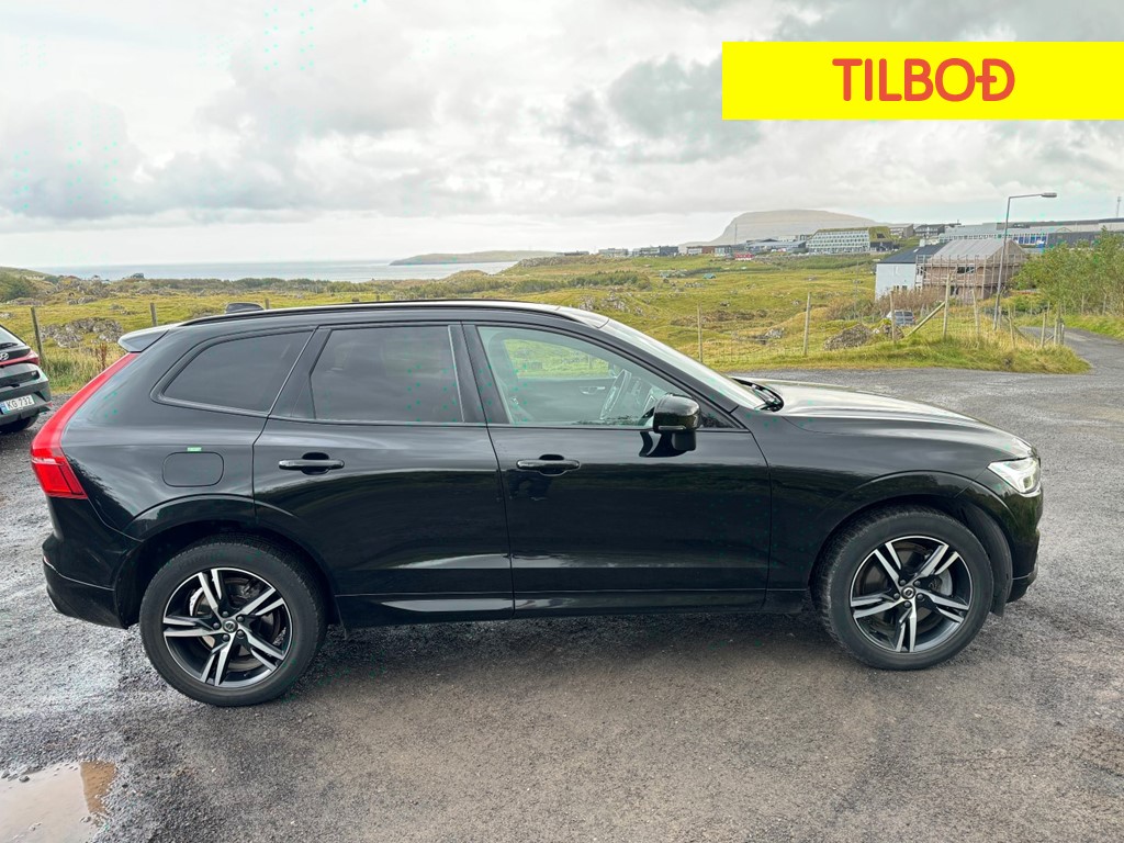 2022 Volvo XC60 R-Design T8