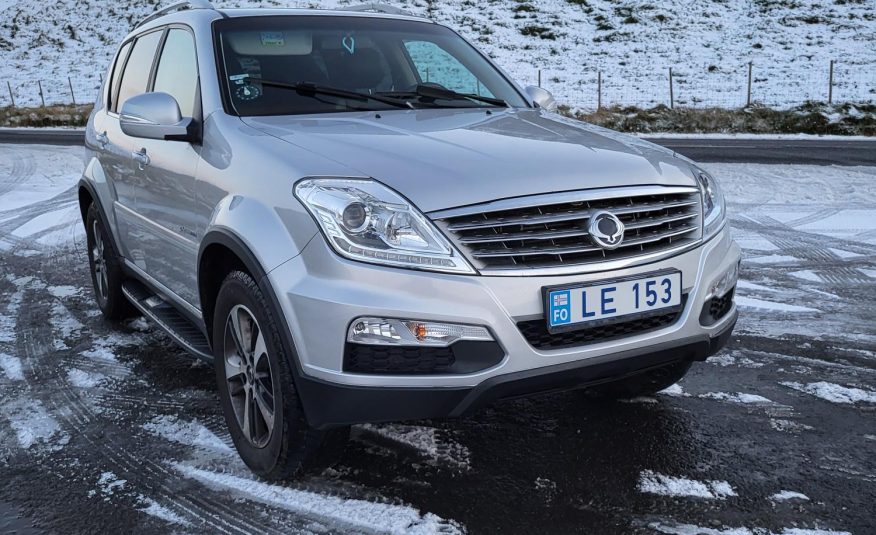 2015 Ssangyong Rexton W