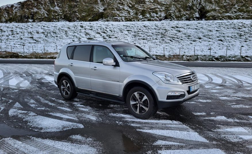 2015 Ssangyong Rexton W