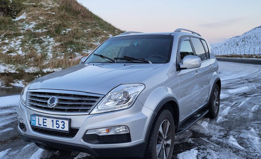 2015 Ssangyong Rexton W