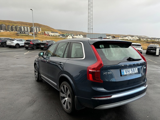 2021 Volvo XC90 T8 eAWD Inscription