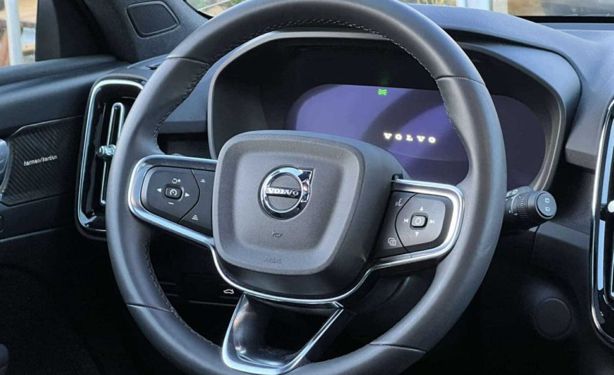 2023 Volvo XC40 ReCharge P6