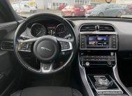 2017 Jaguar XE 2.0i R-Sport