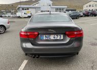 2017 Jaguar XE 2.0i R-Sport