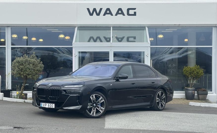 2023 BMW I7 xDrive60 M-Sport Pro