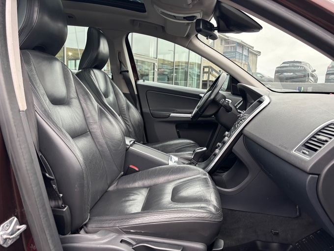 2013 Volvo XC60 D4
