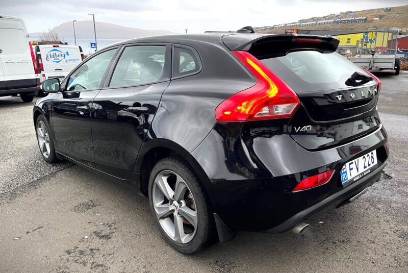 2018 Volvo V40 T3 2.0