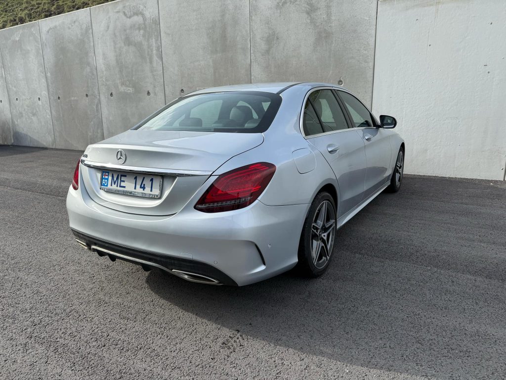 2020 Mercedes C200 1.5