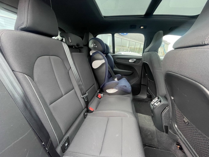2022 Volvo XC40 P6 Recharge Pro