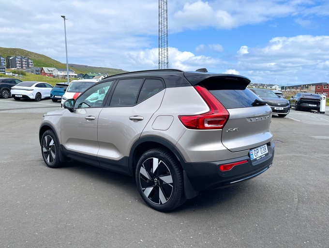 2025 Volvo XC40 Recharge Plus Single Extended Range