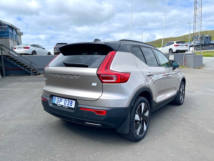 2025 Volvo XC40 Recharge Plus Single Extended Range