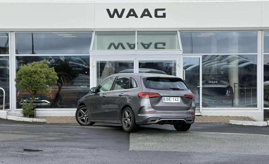 2019 Mercedes B200