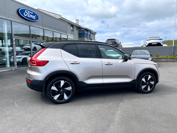 2025 Volvo XC40 Recharge Plus Single Extended Range