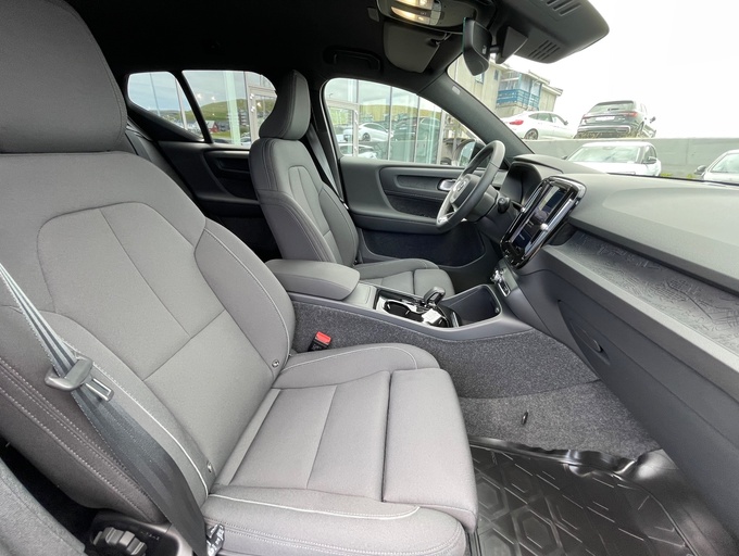 2025 Volvo XC40 Recharge Plus Single Extended Range