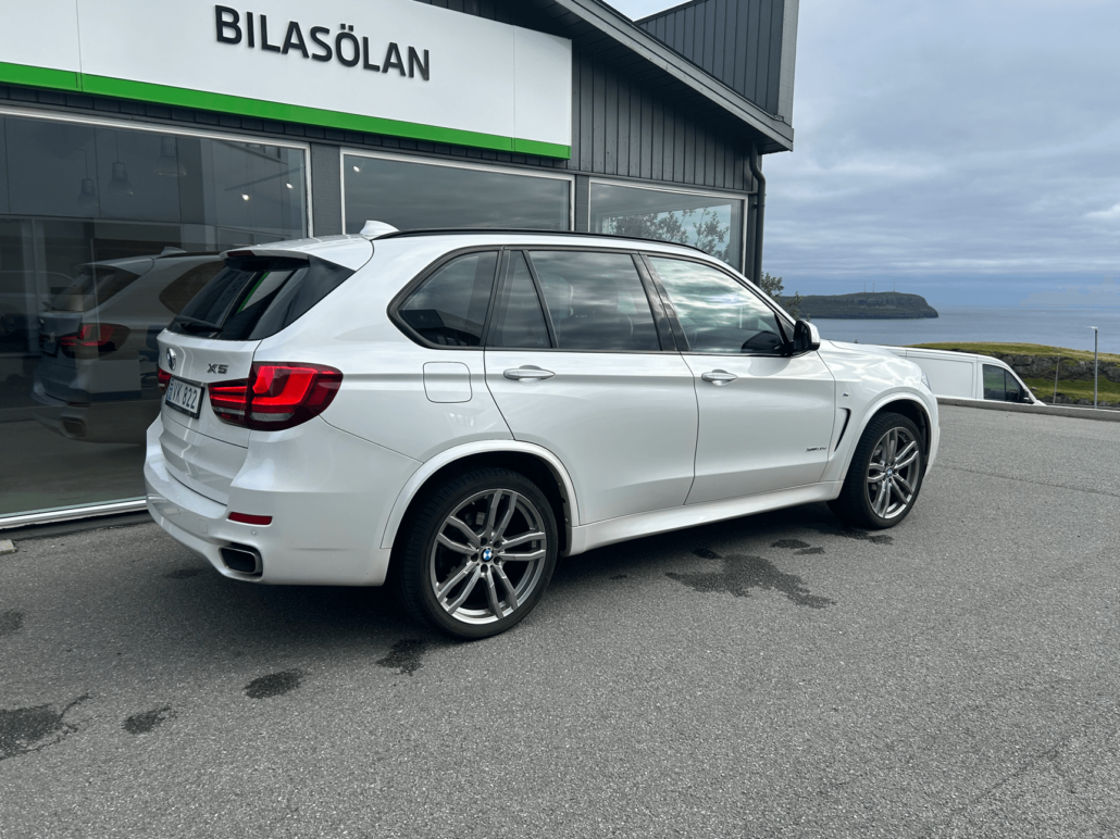 2017 BMW X5 xDrive 30D